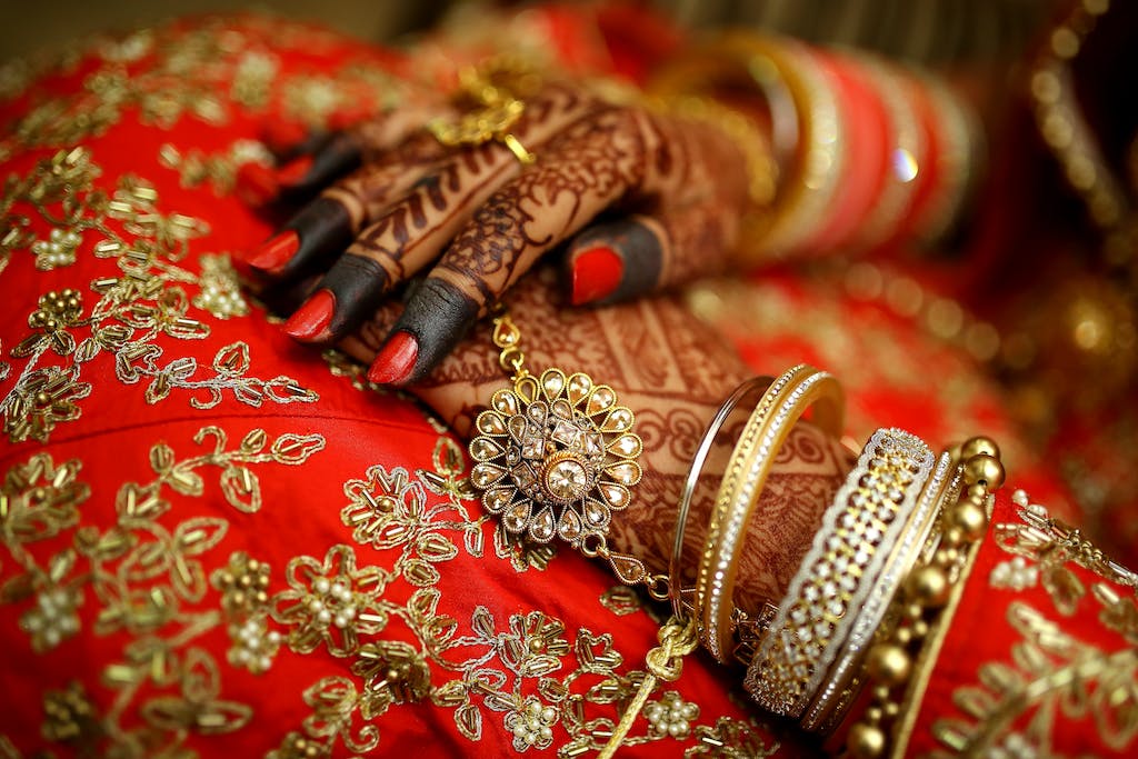 Black Floral Hand Mehndi